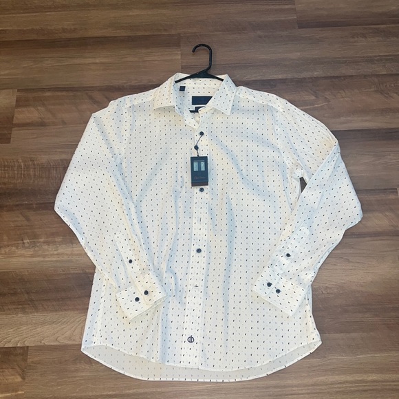 David Donahue size M/L 16 neck never worn